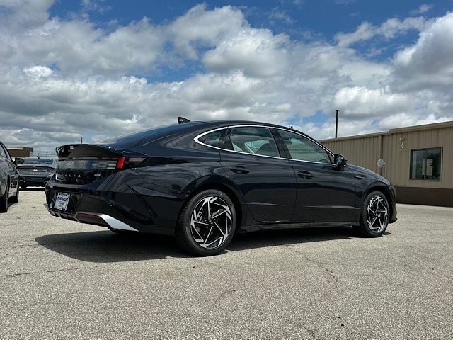 New 2026 Hyundai Sonata SEL AWD/4WD image 7