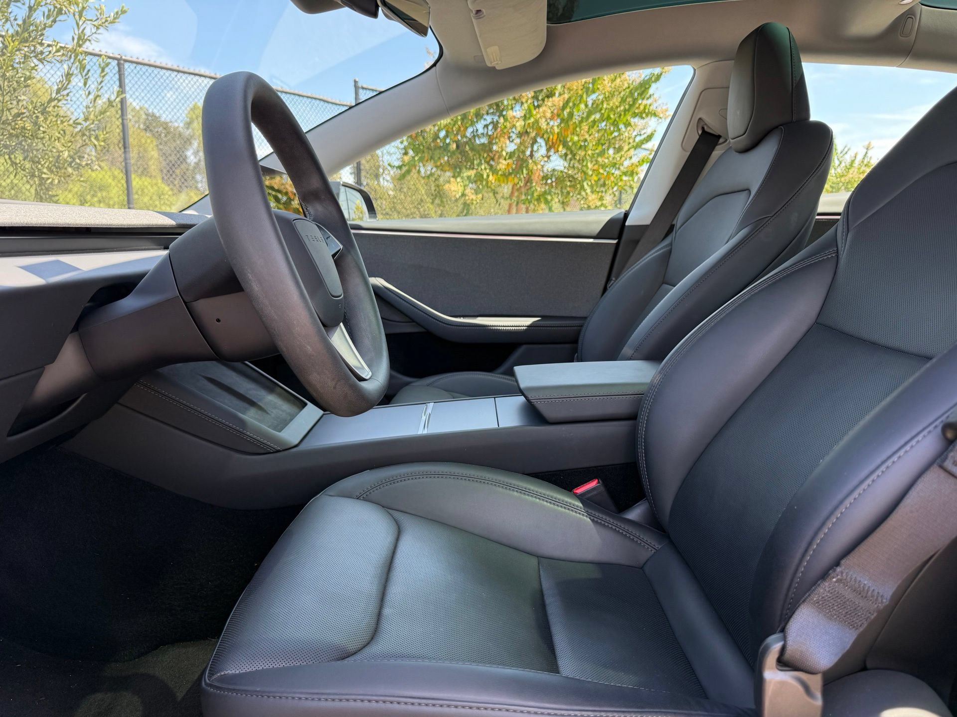 Used 2025 Tesla Model 3 RWD image 14