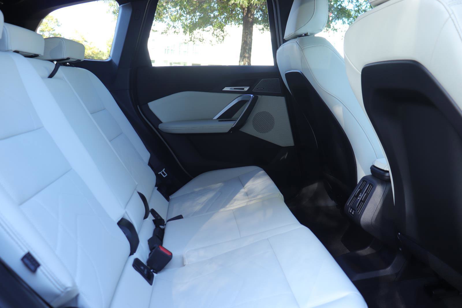 Used 2026 BMW X1 xDrive28i w/ Technology Package image 22