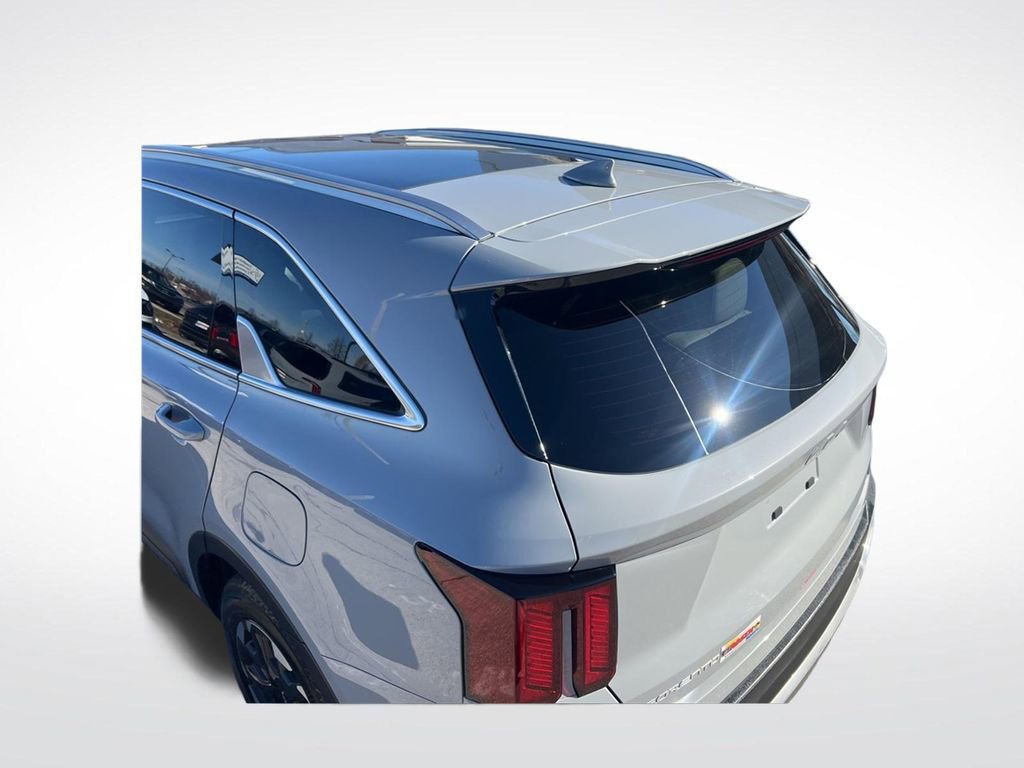 Certified 2025 Kia Sorento S w/ Panoramic Sunroof Package FWD image 35