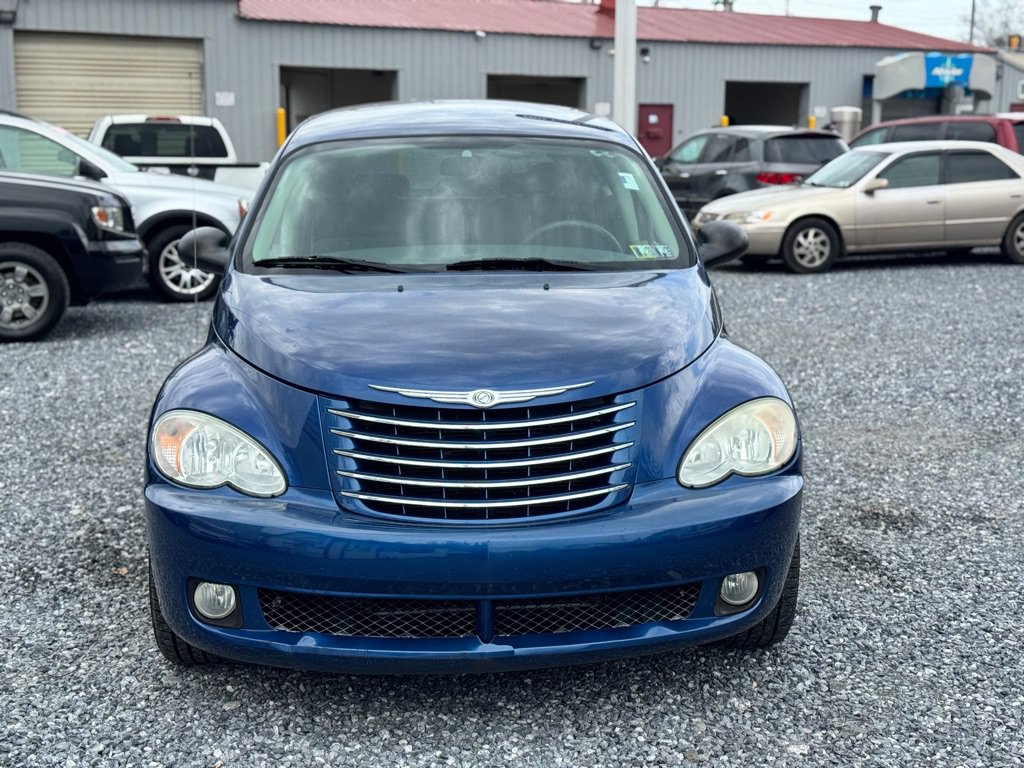 Used 2010 Chrysler PT Cruiser w/ Convenience Group FWD image 2