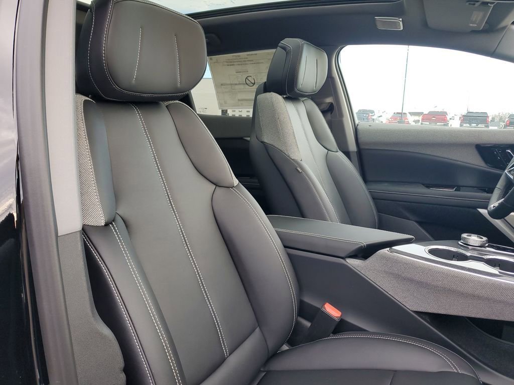 New 2026 Cadillac Optiq Sport 1 image 30