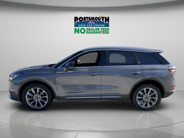 Used 2021 Lincoln Corsair AWD w/ Premium Package image 2