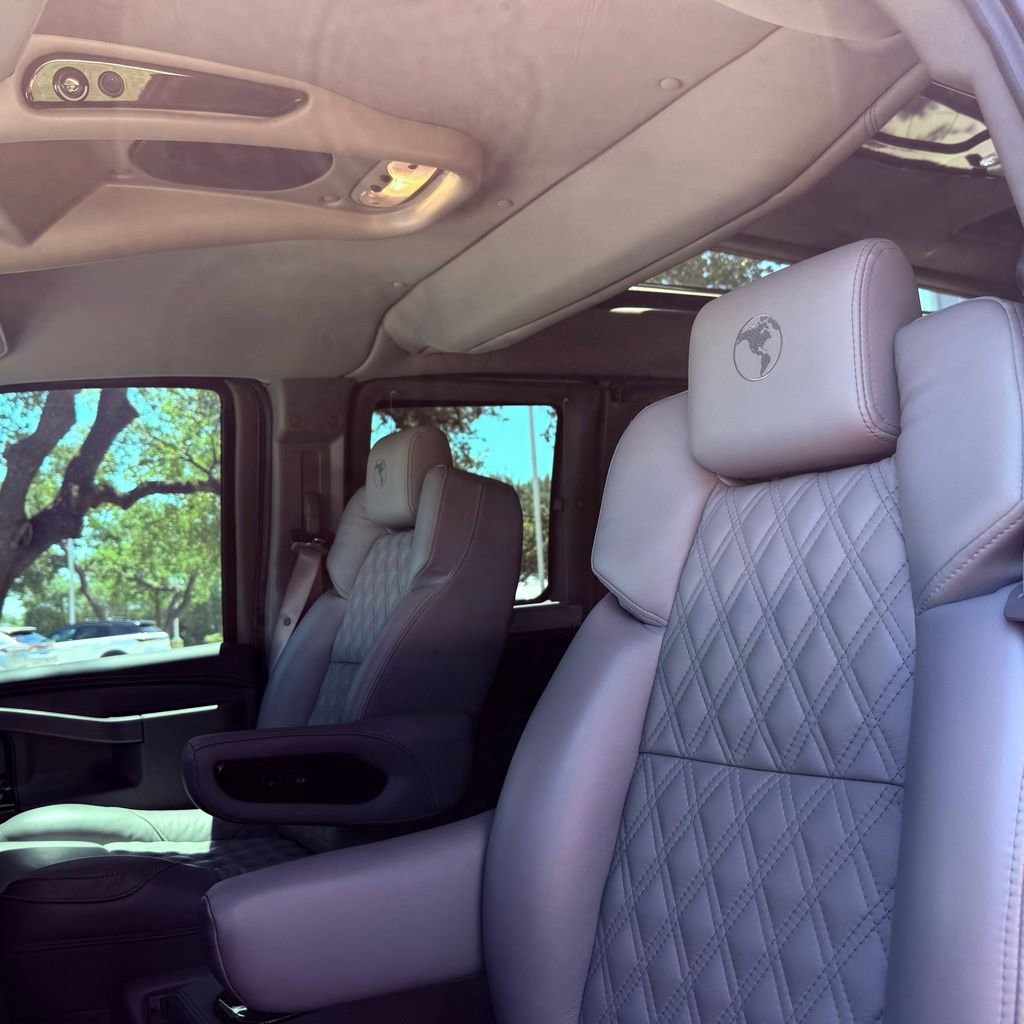 Used 2025 GMC Savana 2500 w/ Driver Convenience Package RWD image 20
