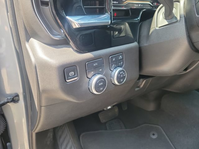 Used 2024 GMC Sierra 1500 SLT AWD/4WD image 16
