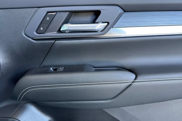 New 2026 GMC Terrain Elevation w/ Elevation Premium Package AWD/4WD image 20