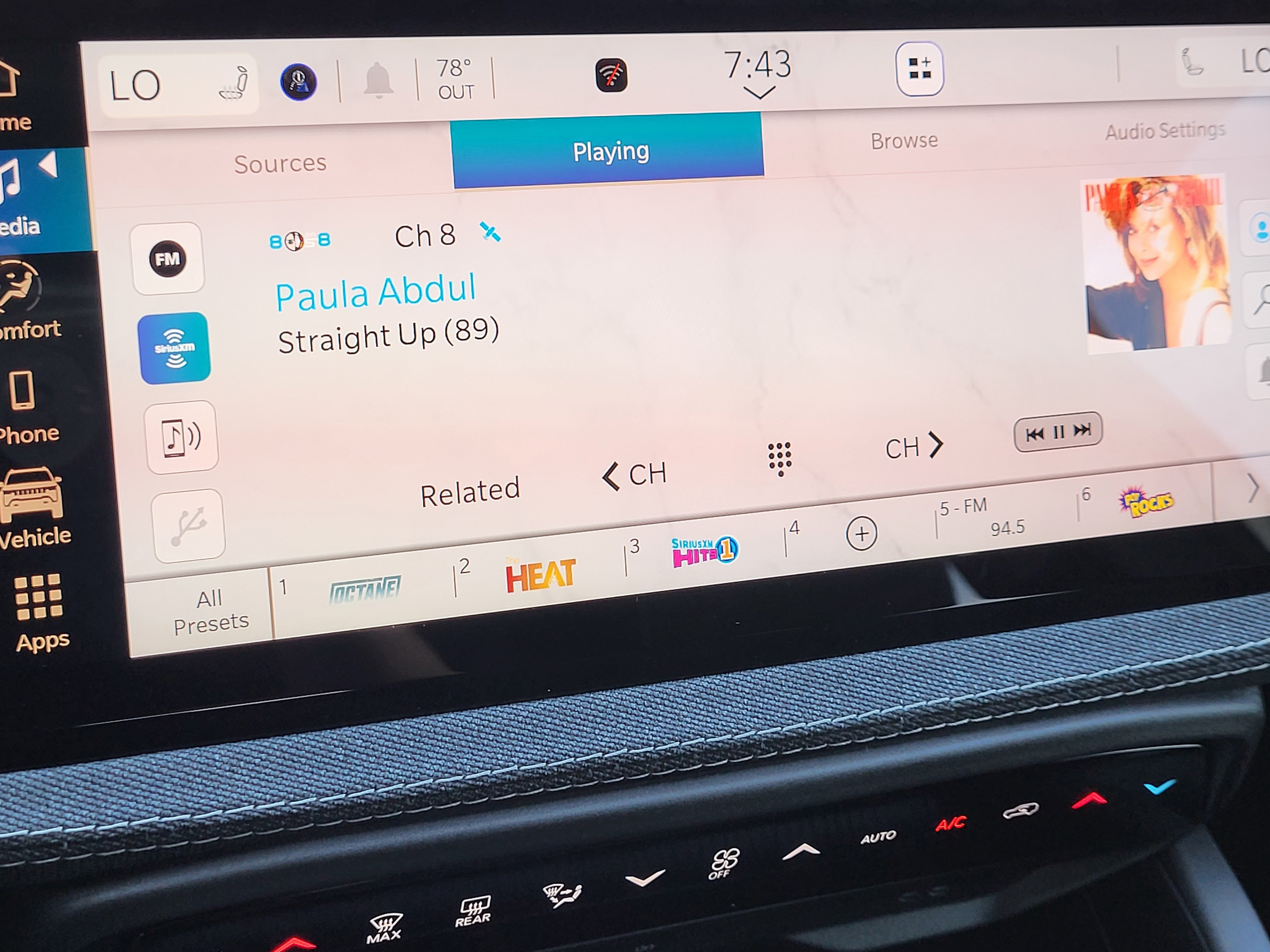 New 2026 Jeep Cherokee Laredo AWD/4WD image 19