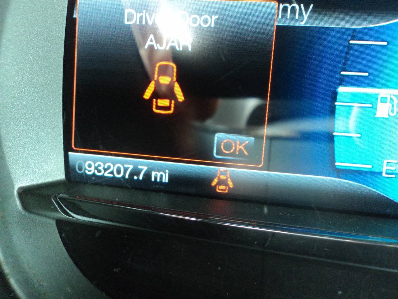 Used 2015 Ford Taurus Limited FWD image 7