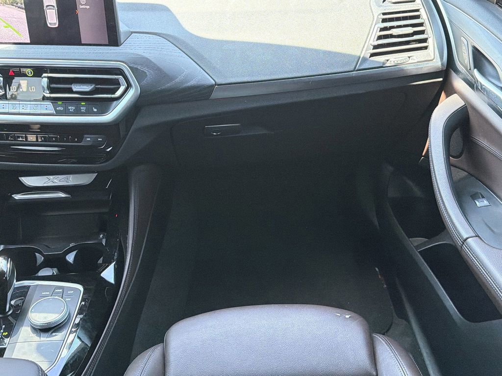 Used 2022 BMW X4 xDrive30i w/ M Sport Package AWD/4WD image 15