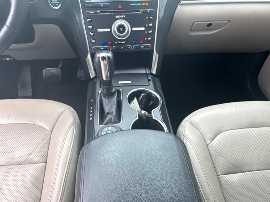 Used 2018 Ford Explorer Limited w/ Ford Safe & Smart Package AWD/4WD image 21