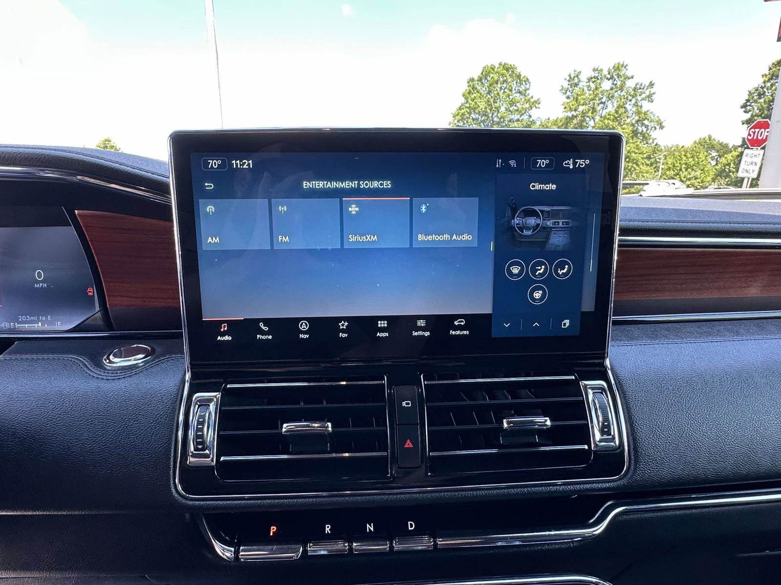 Used 2022 Lincoln Navigator Reserve w/ Monochromatic Package AWD/4WD image 10