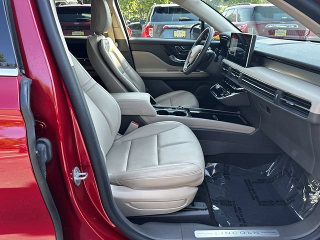 Certified 2023 Lincoln Corsair AWD w/ Equipment Group 101A image 34