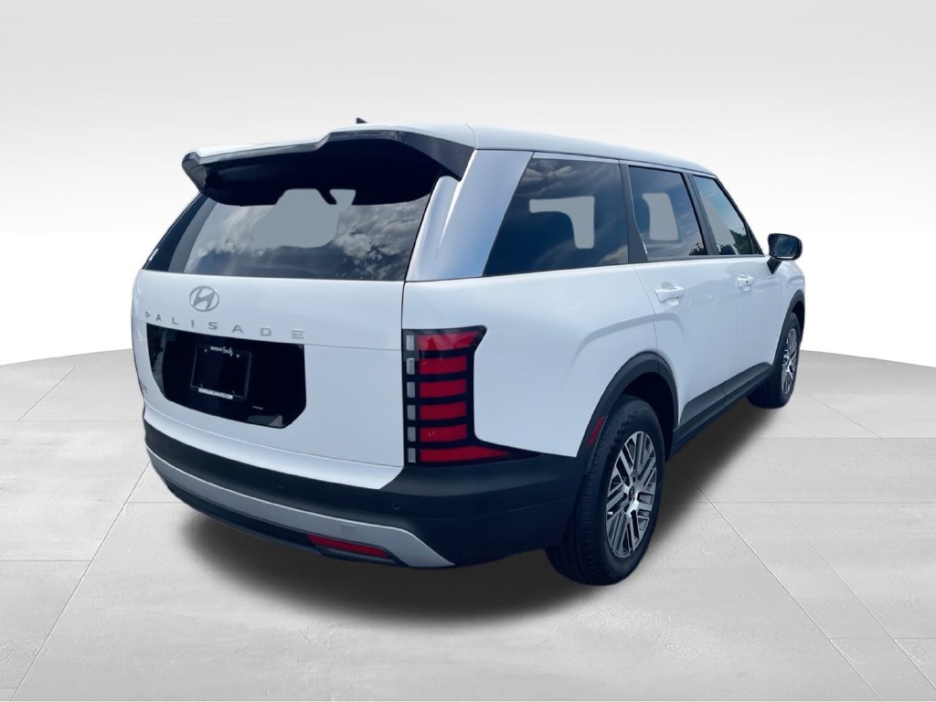 Used 2026 Hyundai Palisade SE FWD image 8