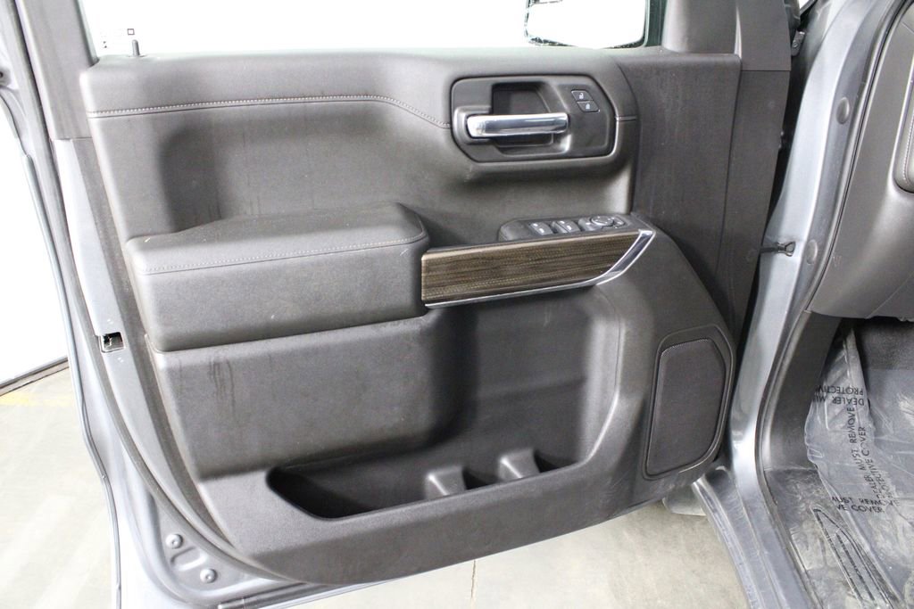 Used 2021 Chevrolet Silverado 1500 RST image 16
