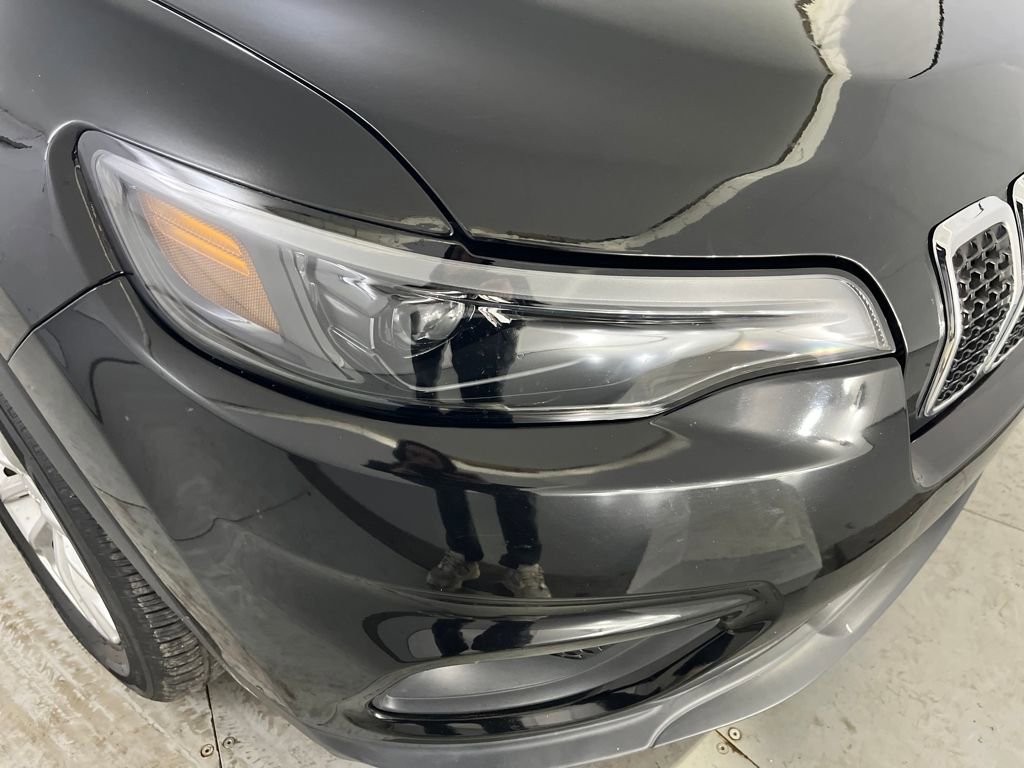 Used 2019 Jeep Cherokee Latitude w/ Popular Appearance Group image 35