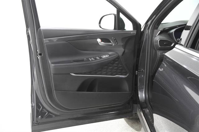 Used 2022 Hyundai Santa Fe Calligraphy AWD/4WD image 4