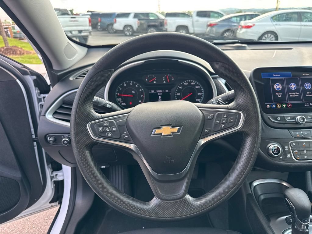 Used 2024 Chevrolet Malibu LT FWD image 13