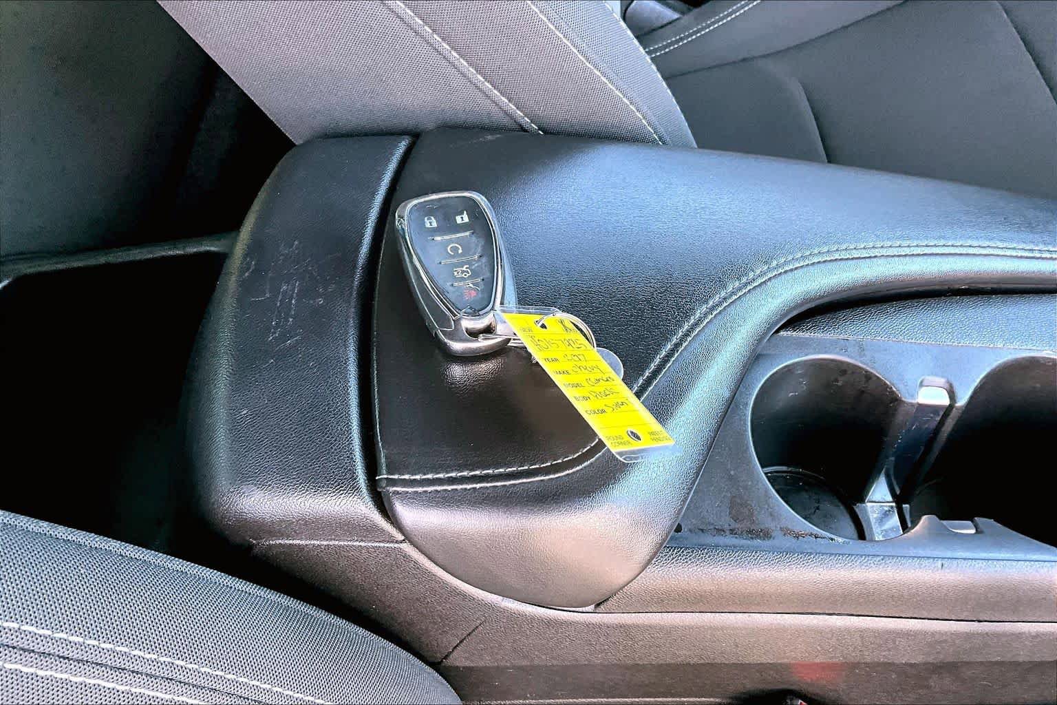 Used 2017 Chevrolet Camaro LT RWD image 14