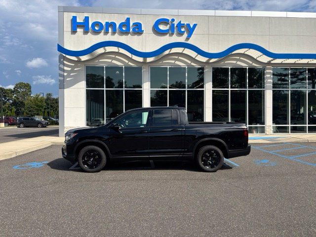 New 2026 Honda Ridgeline Black Edition image 2