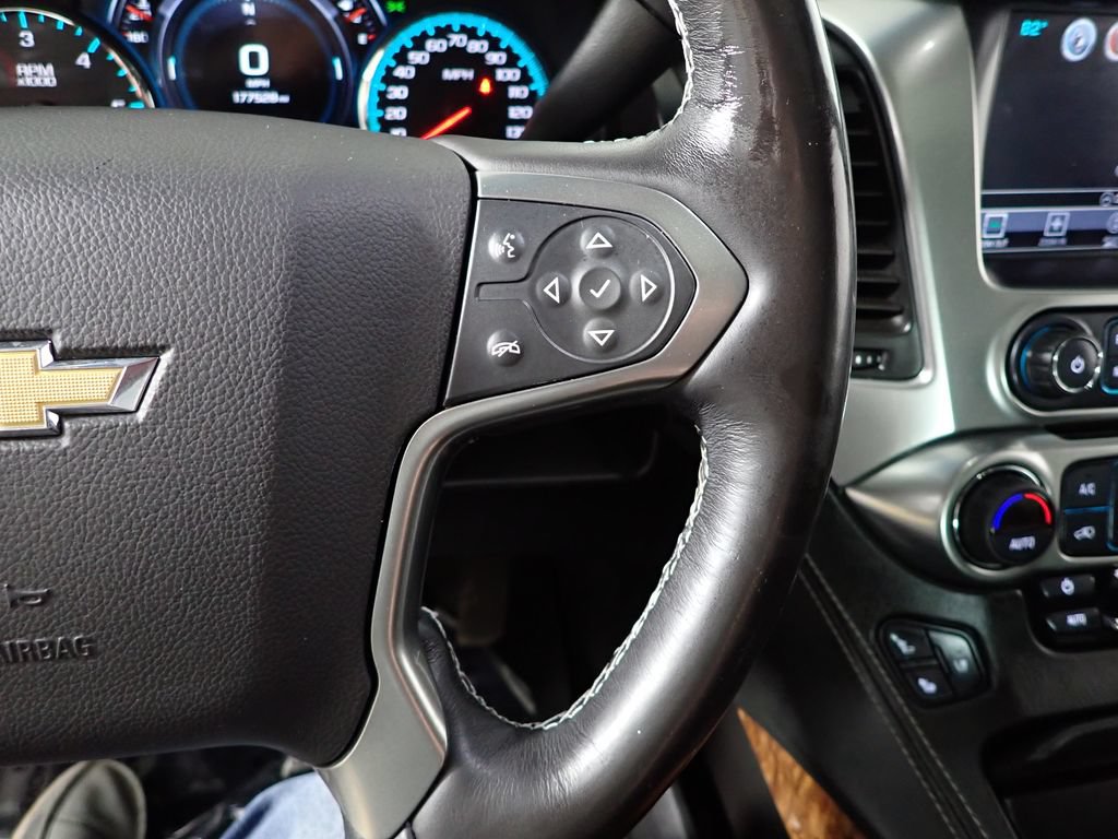 Used 2018 Chevrolet Tahoe Premier AWD/4WD image 34