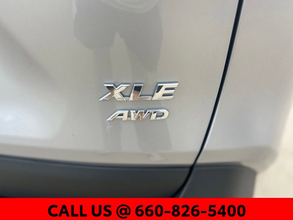 Used 2024 Toyota RAV4 XLE w/ Convenience Package AWD/4WD image 11