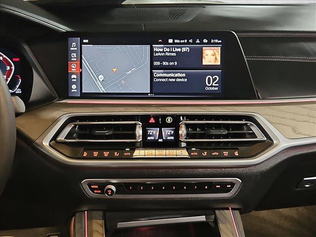 Used 2022 BMW X7 M50i w/ Dynamic Handling Package AWD/4WD image 14