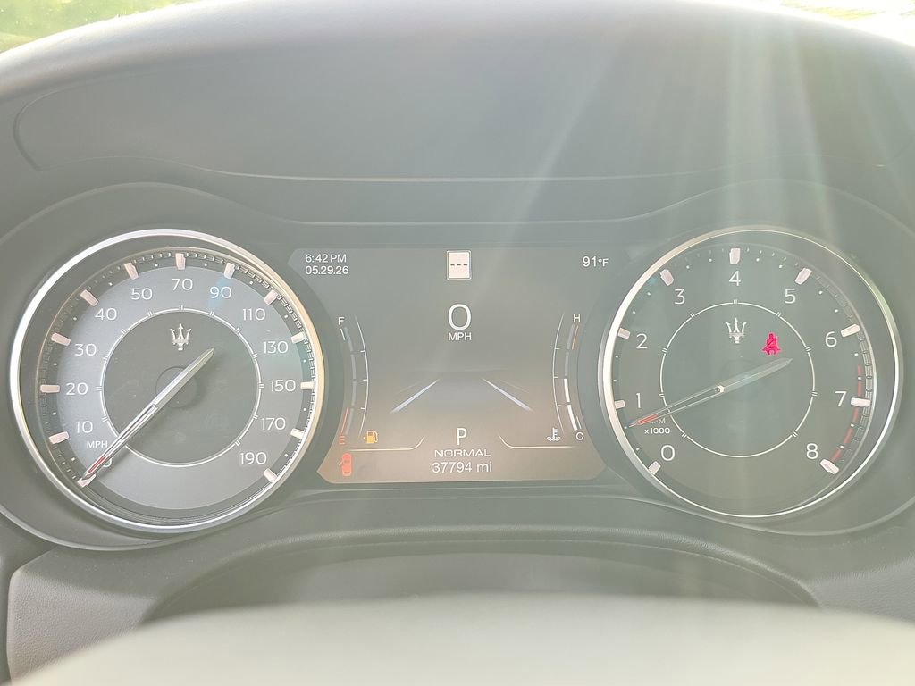 Used 2022 Maserati Ghibli Modena Q4 AWD/4WD image 27