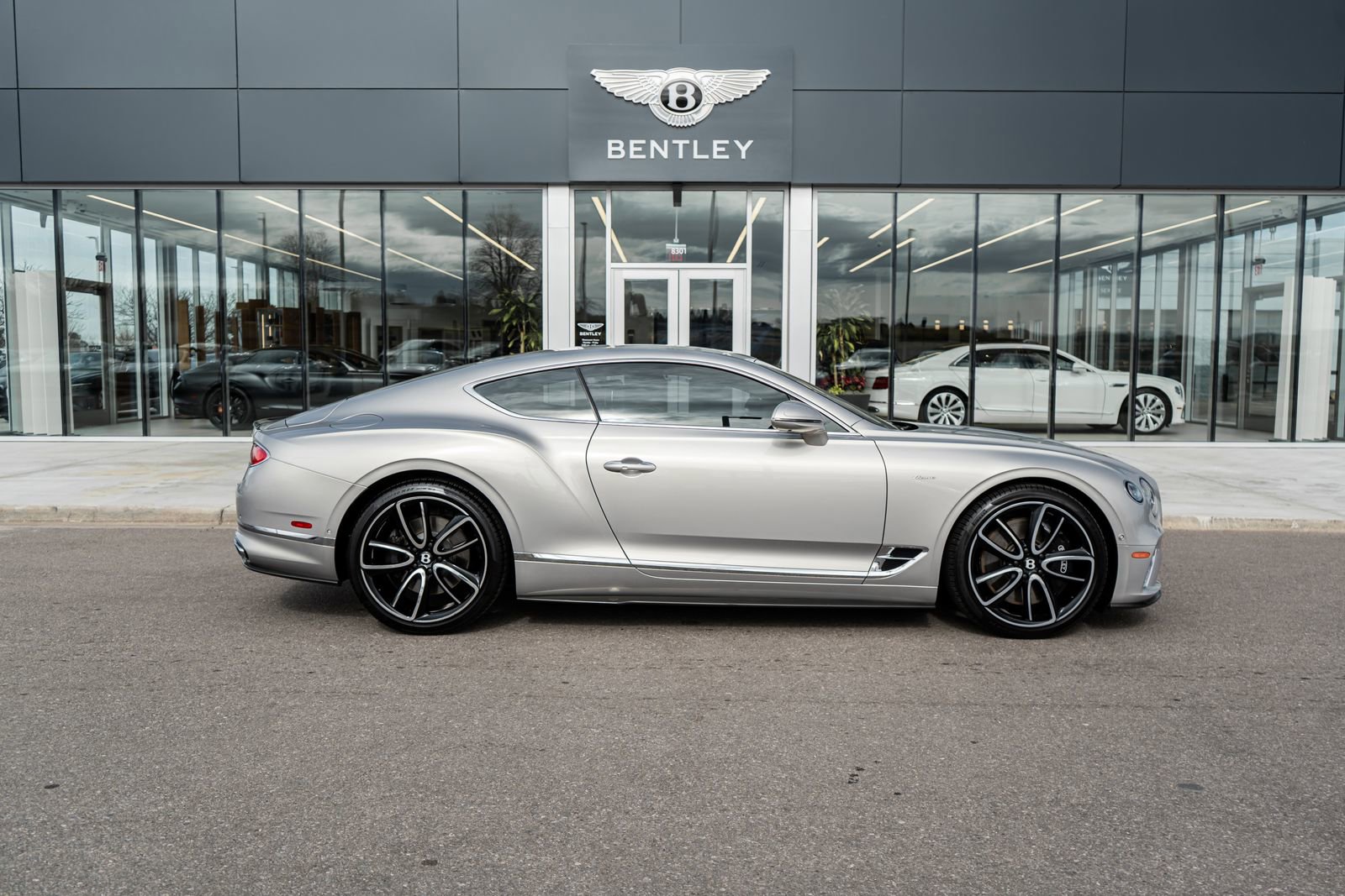 Certified 2023 Bentley Continental GT Azure image 14