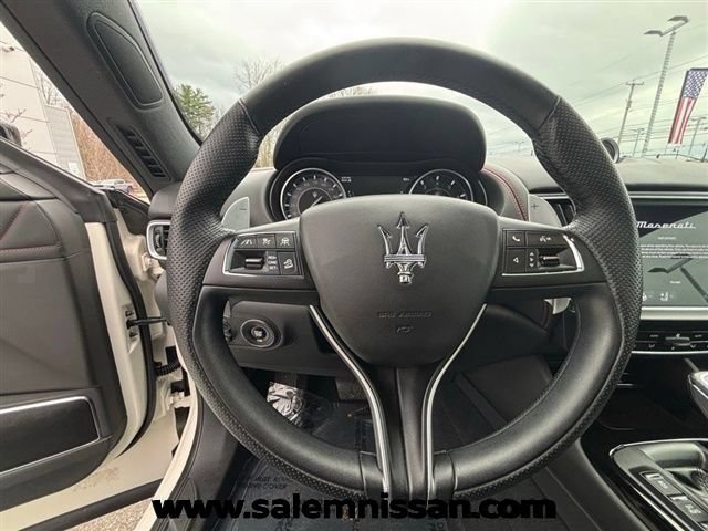 Used 2024 Maserati Levante GT Ultima AWD/4WD image 8