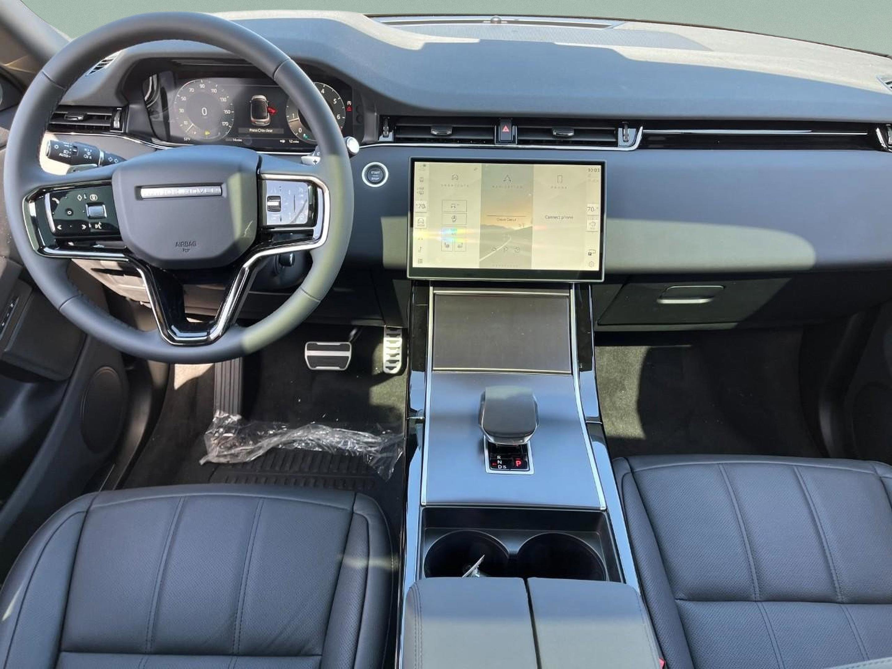 New 2026 Land Rover Range Rover Evoque Dynamic SE image 9