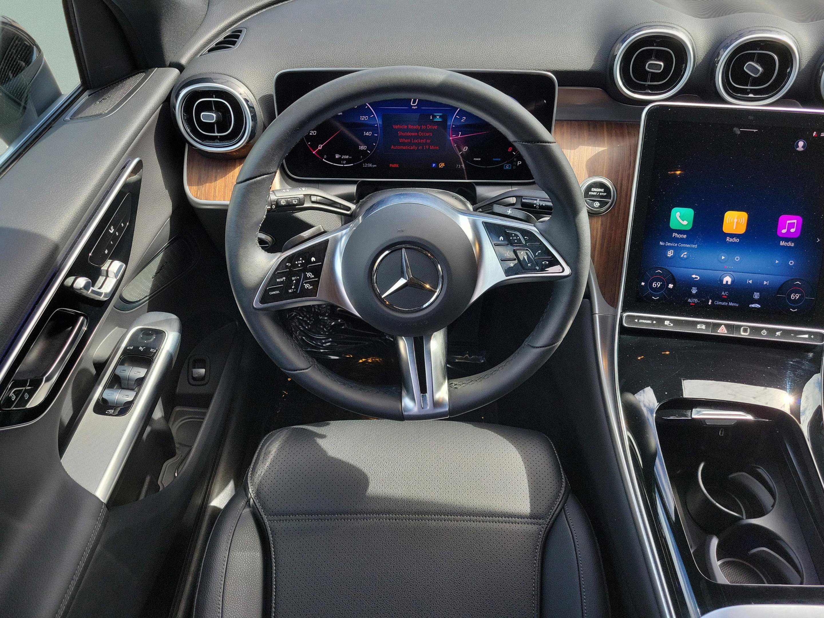 Used 2026 Mercedes-Benz GLC 300 image 15