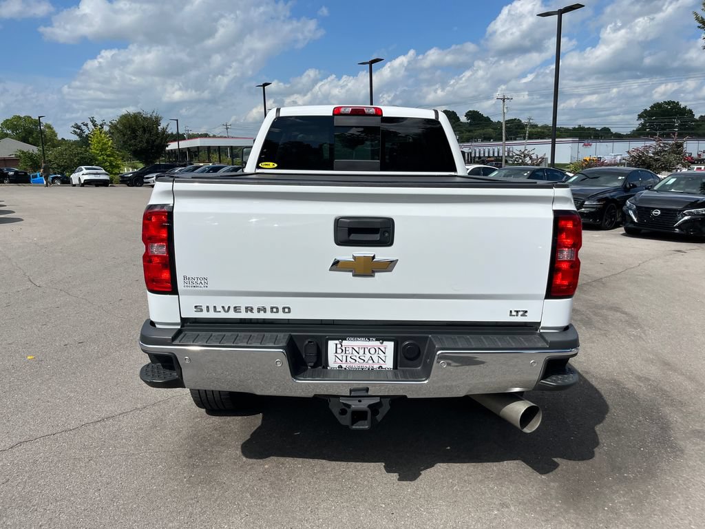 Used 2017 Chevrolet Silverado 2500 LTZ w/ Duramax Plus Package AWD/4WD image 5