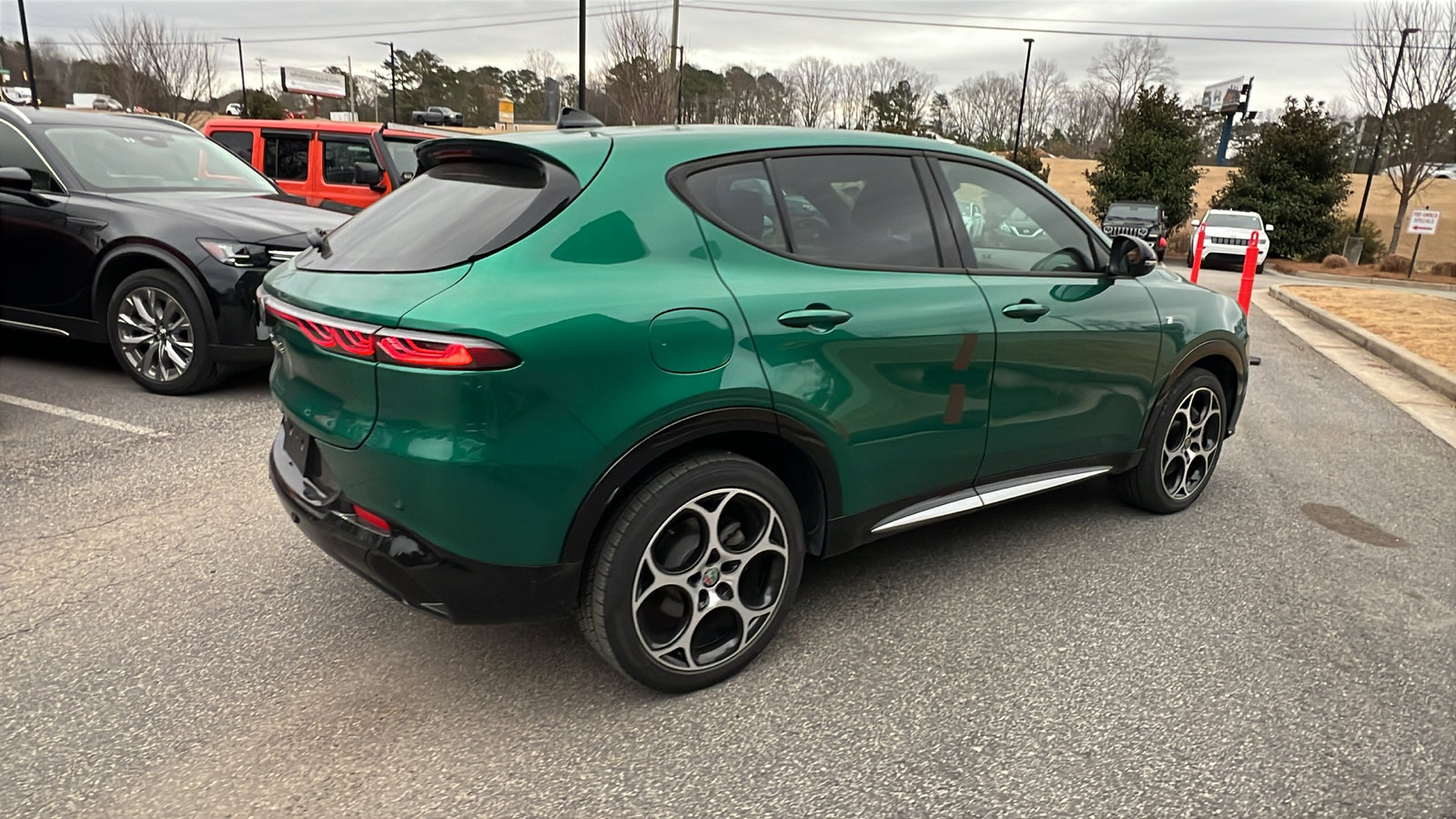 Used 2024 Alfa Romeo Tonale Ti image 8