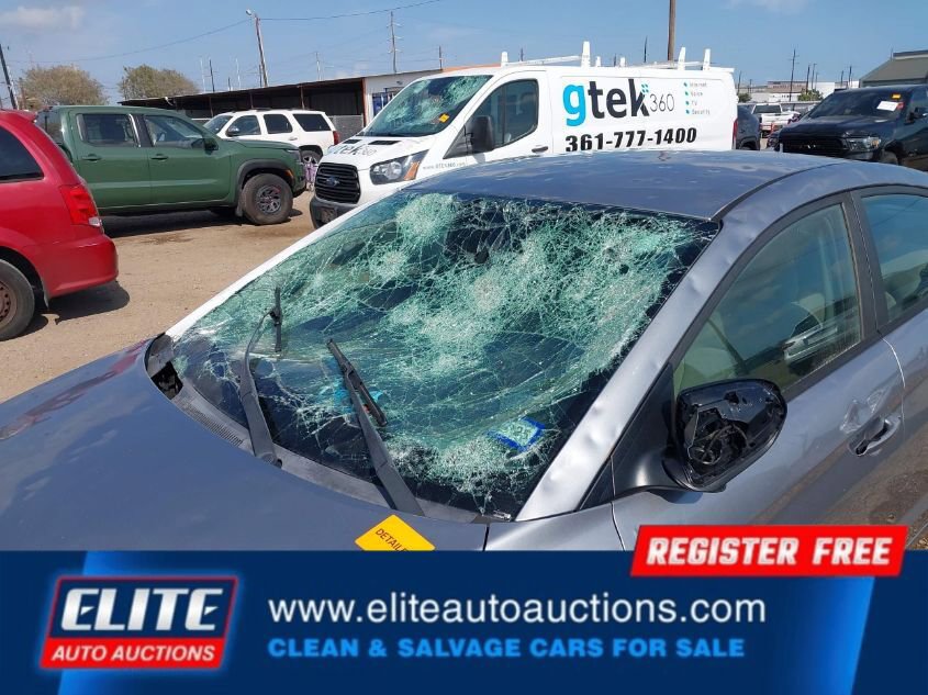 Used 2017 Hyundai Elantra SE image 12