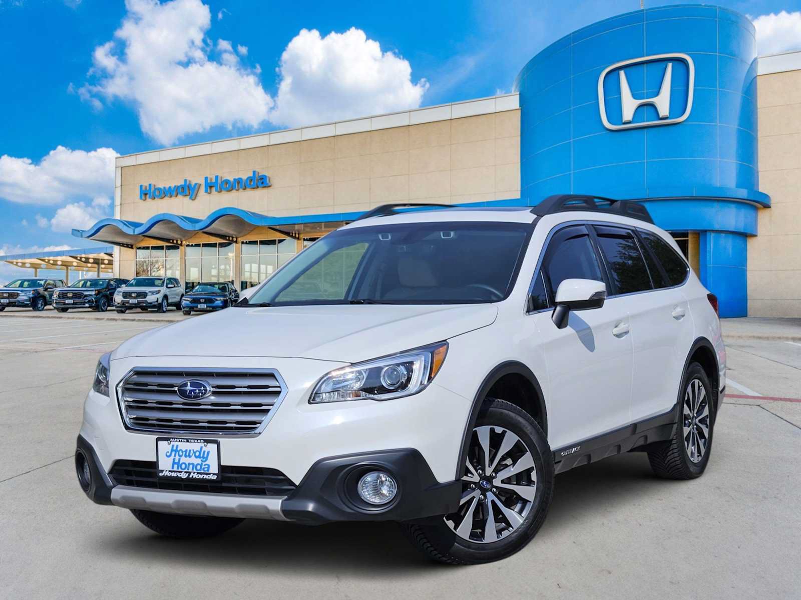 Used 2017 Subaru Outback 3.6R Limited AWD/4WD image 1
