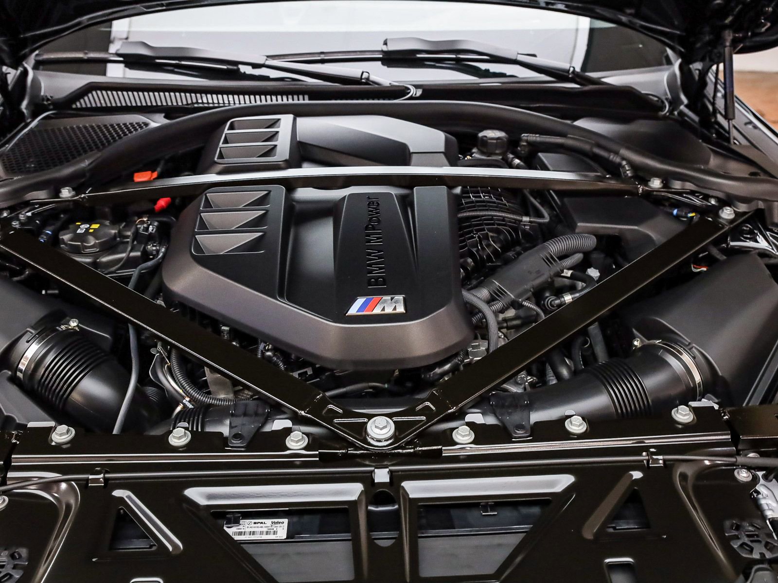 Used 2026 BMW M2 w/ Lighting Package RWD image 27