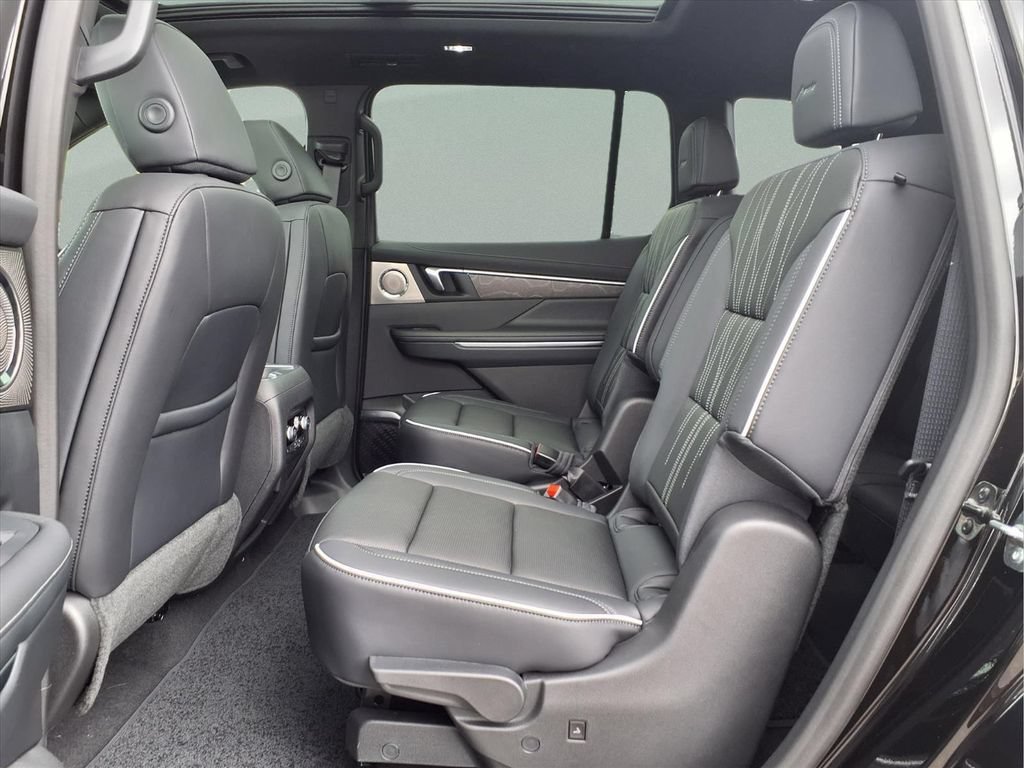 New 2027 Buick Enclave Avenir AWD/4WD image 23