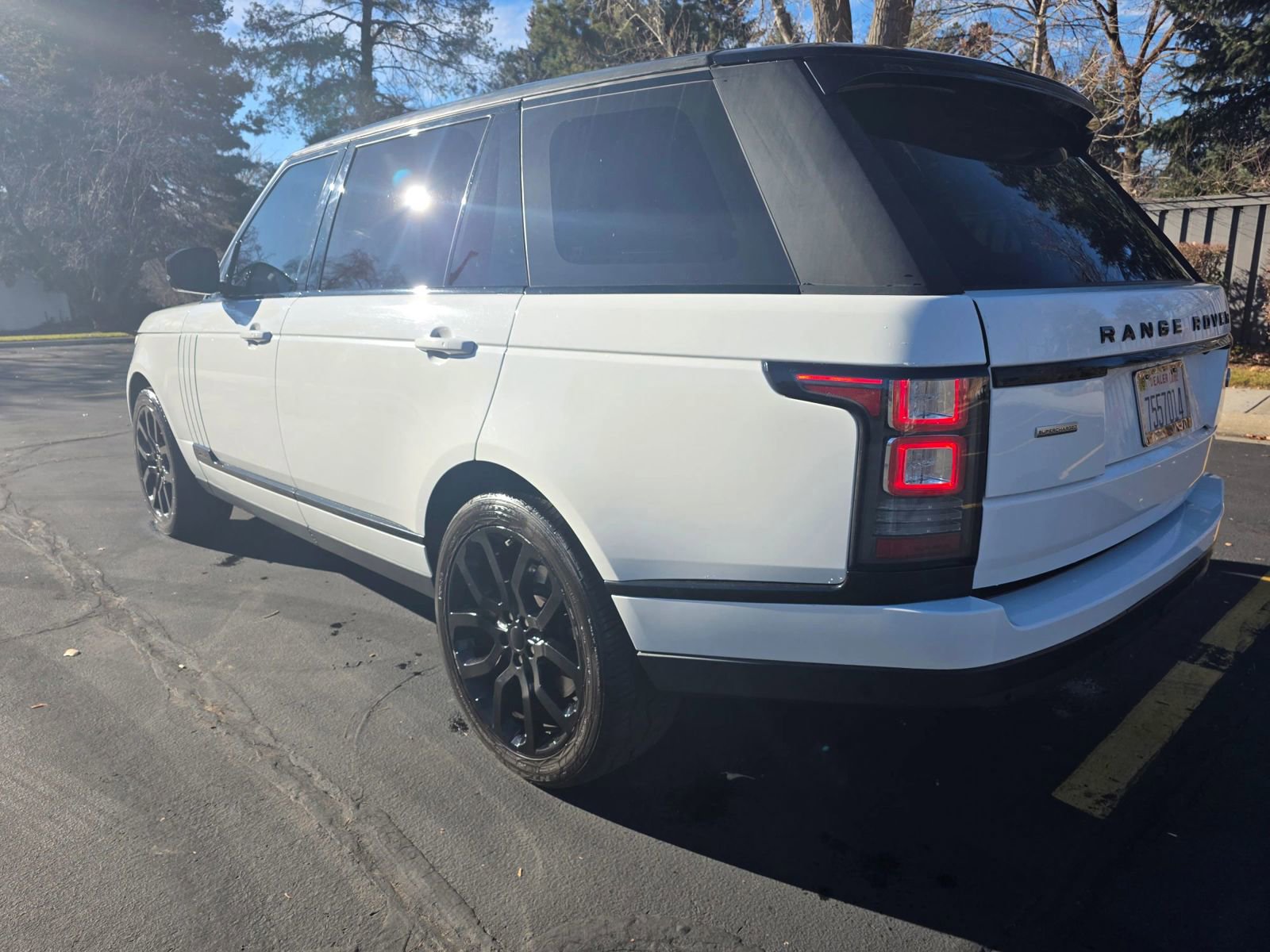 Used 2015 Land Rover Range Rover Long Wheelbase Supercharged image 7