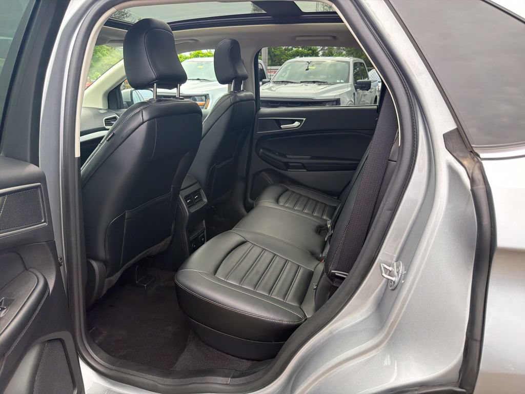 Used 2023 Ford Edge SEL w/ Convenience Package AWD/4WD image 13