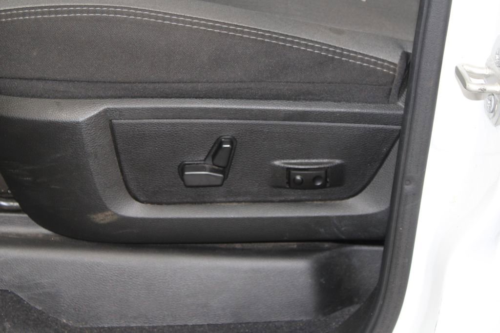 Used 2024 RAM 3500 Big Horn image 18