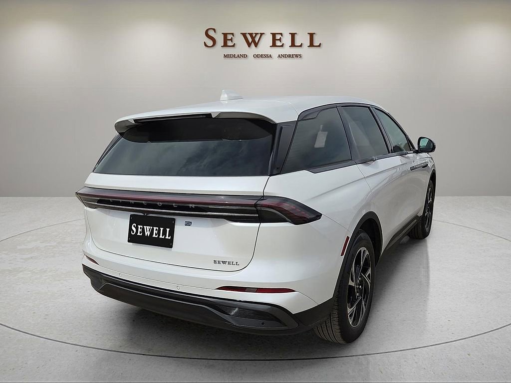New 2026 Lincoln Nautilus Premier w/ Equipment Group 102A AWD/4WD image 4