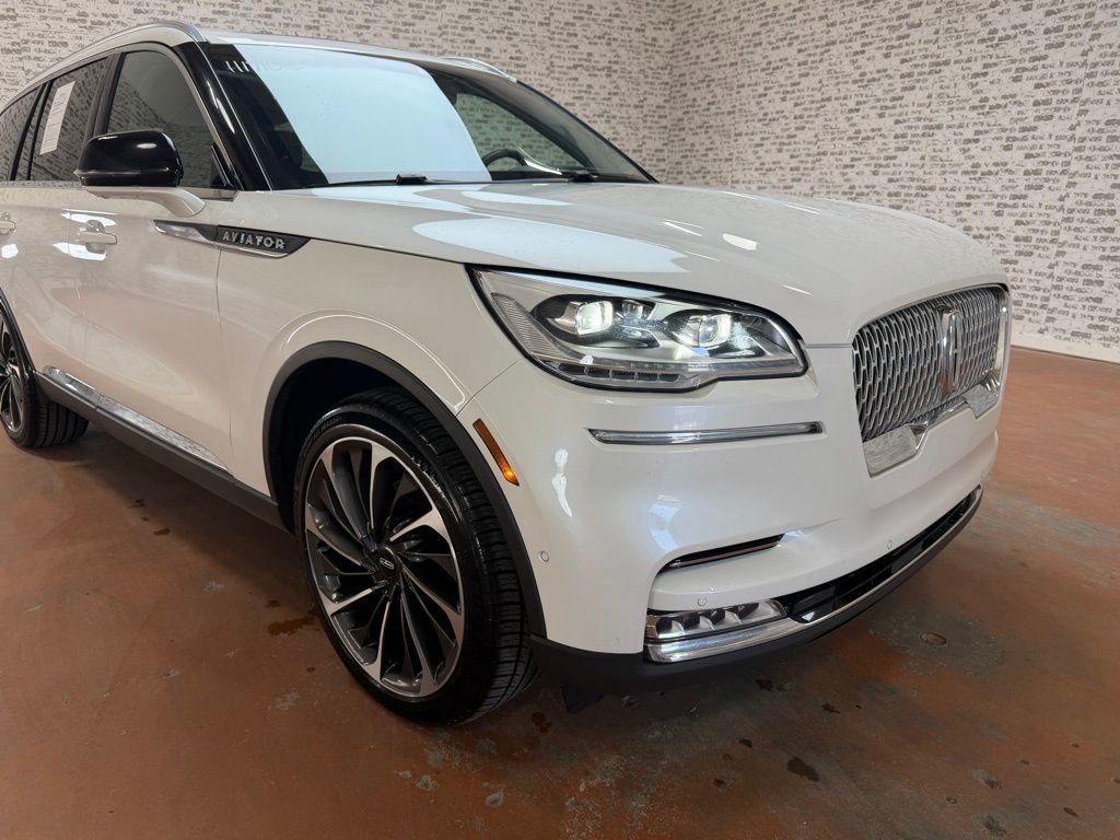 Used 2021 Lincoln Aviator Reserve w/ Equipment Group 201A image 7