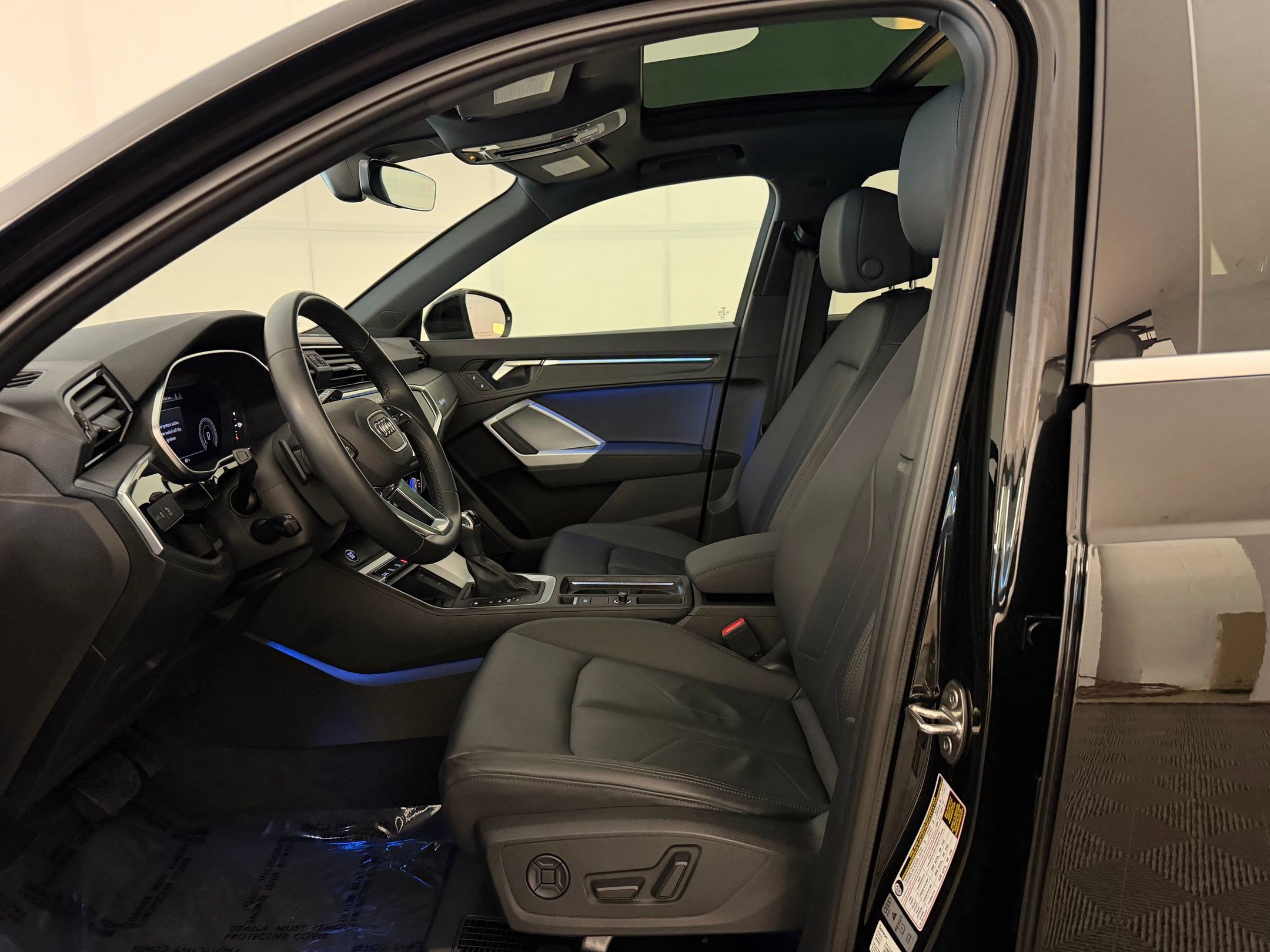 Certified 2023 Audi Q3 2.0T Premium Plus w/ Premium Plus Package AWD/4WD image 5