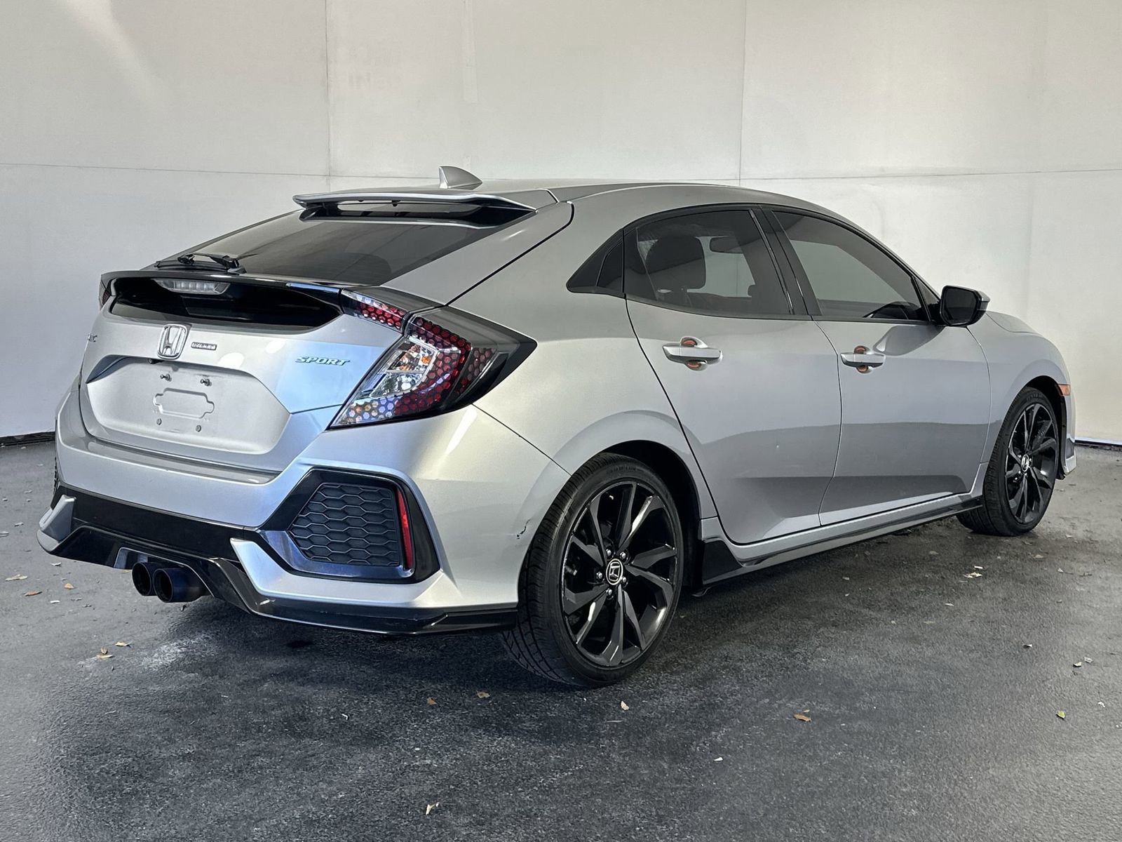 Used 2018 Honda Civic Sport image 11