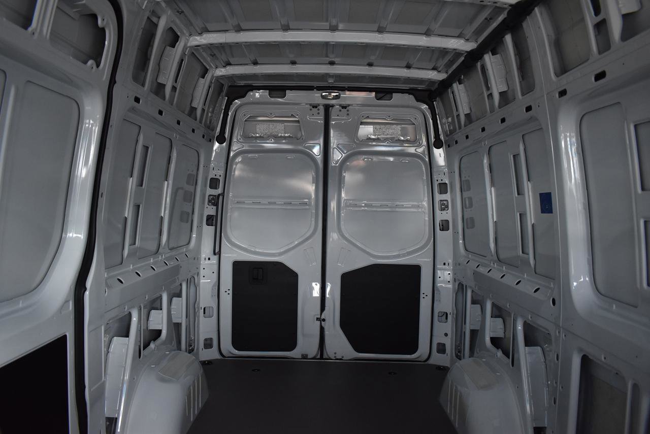 New 2025 Mercedes-Benz Sprinter 2500 image 7
