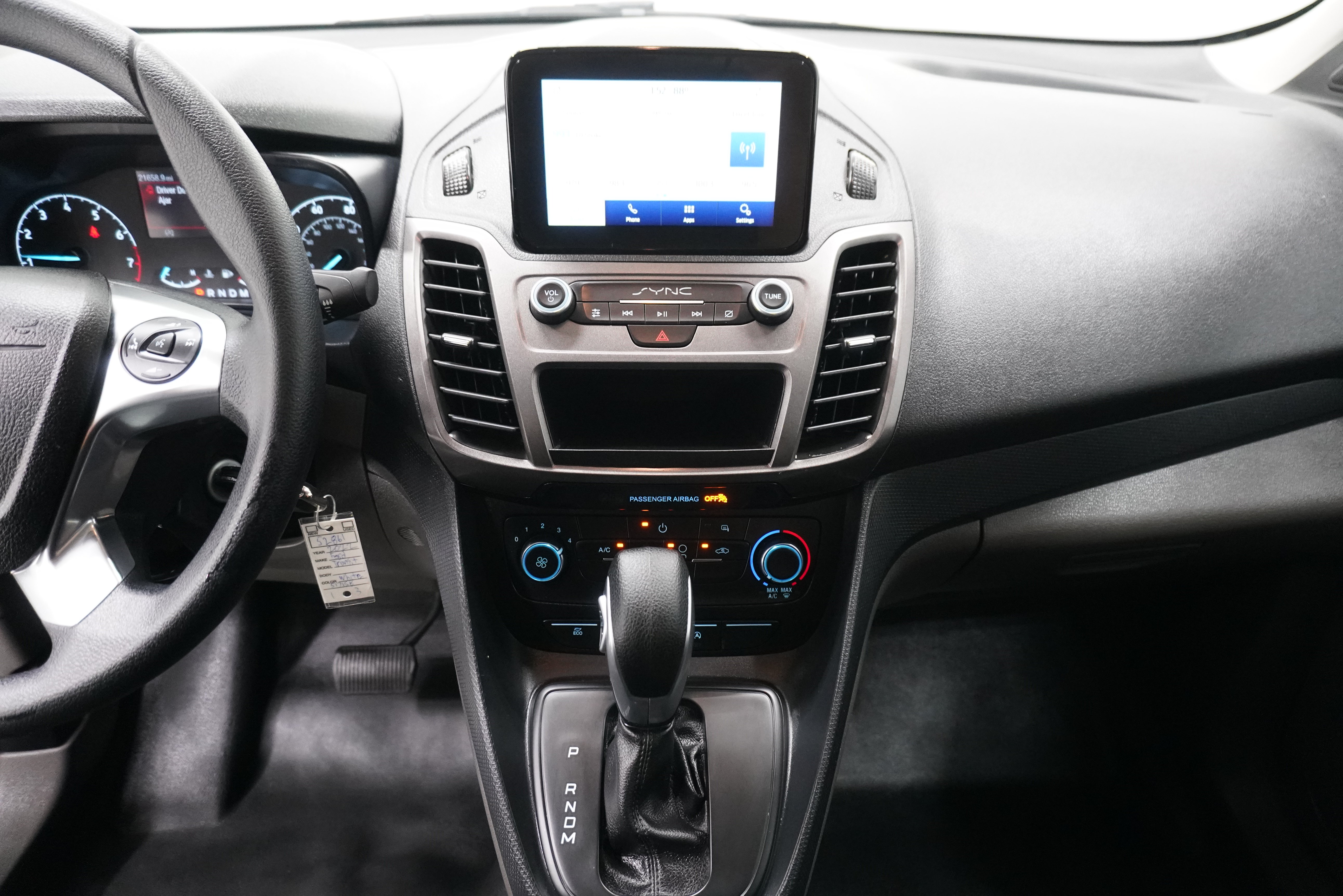 Used 2022 Ford Transit Connect XL FWD image 16