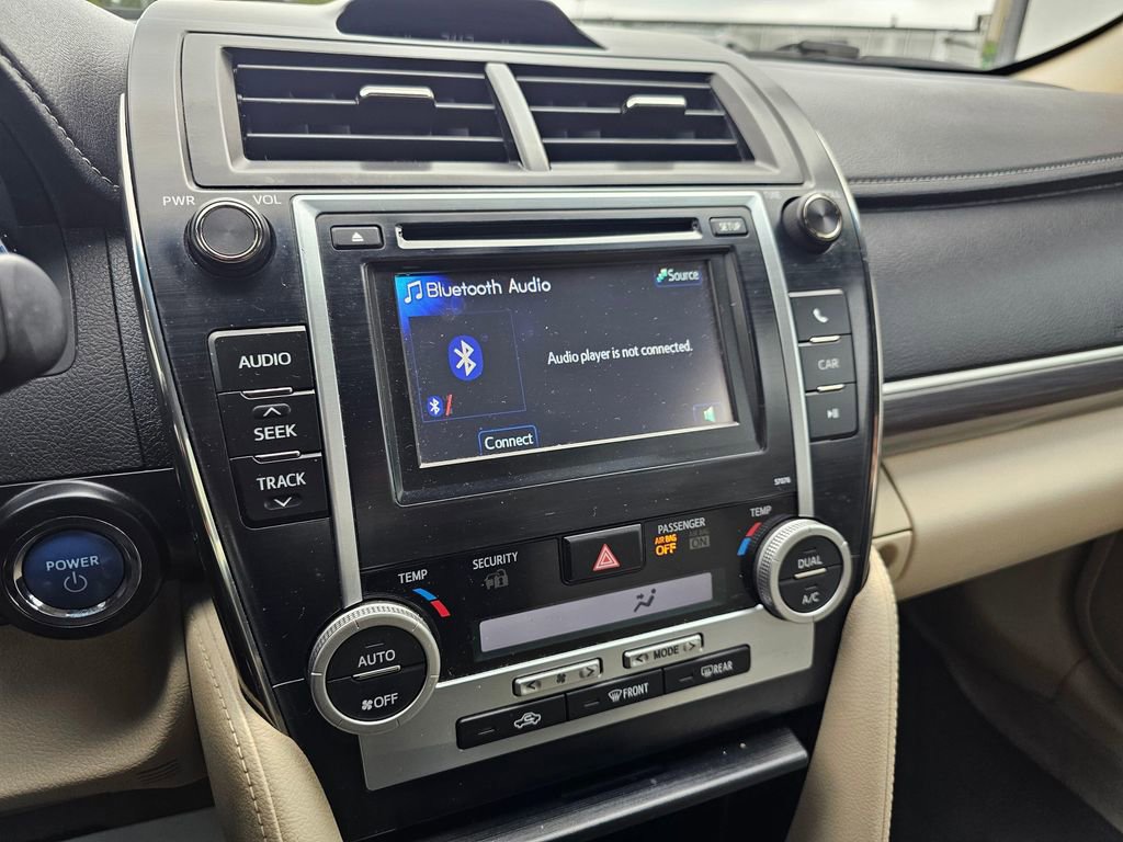 Used 2014 Toyota Camry LE FWD image 24