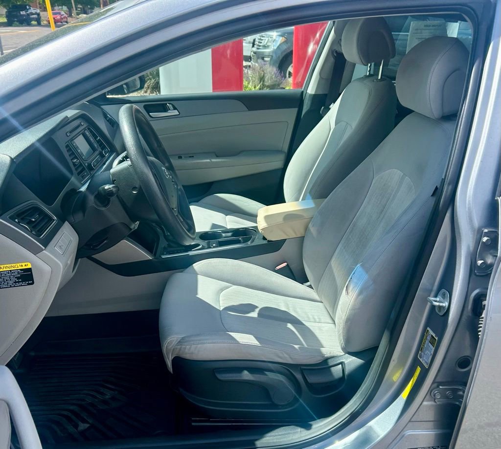 Used 2016 Hyundai Sonata SE FWD image 7
