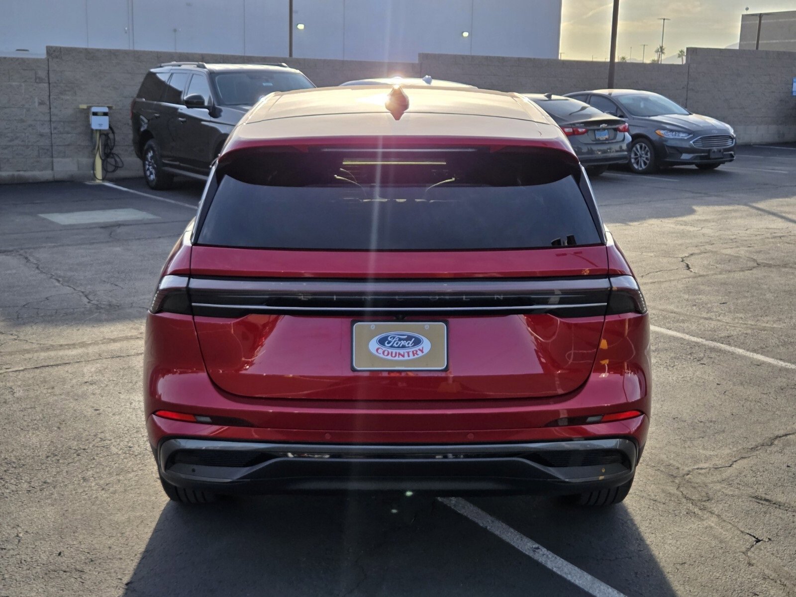 Used 2024 Lincoln Nautilus Premier w/ Jet Appearance Package image 5