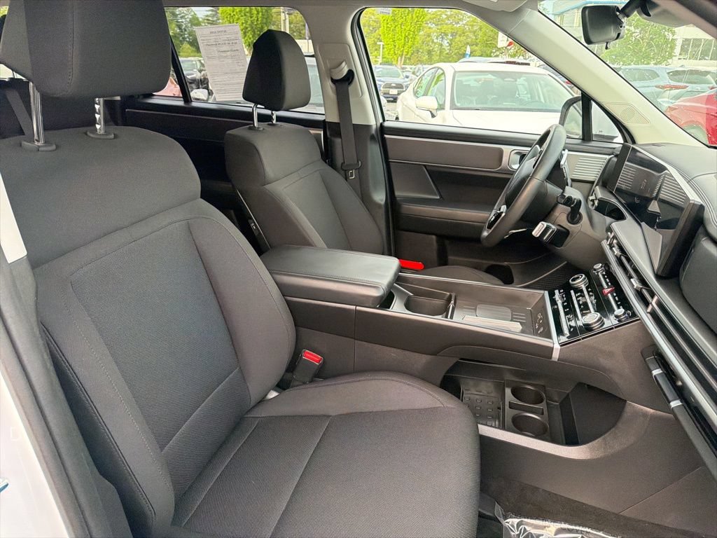Used 2026 Hyundai Santa Fe SE AWD/4WD image 13